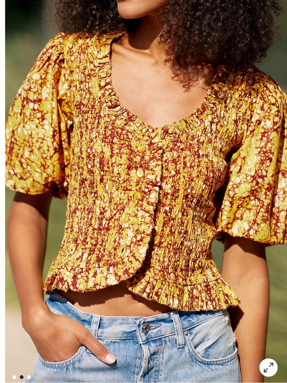 Love The Label Abstract Smocked Puff Sleeve Blouse in Mustard Yellow Size XXS